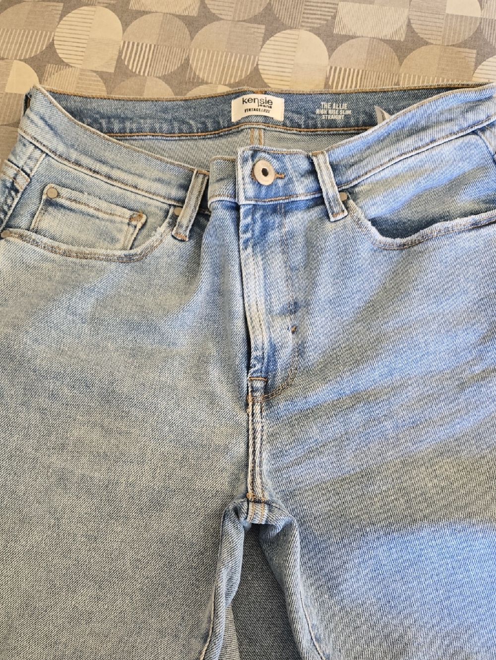Kensie Light Blue High-Rise Denim Jeans
